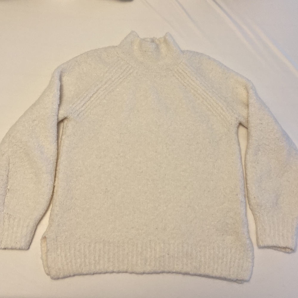 Gap boucle style cream mock neck turtleneck sweater-wool & alpaca blend-M